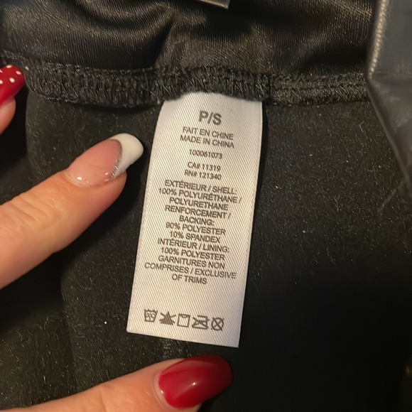 Black leather pants - Picture 4 of 4